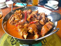 -临江餐馆二楼美食部落