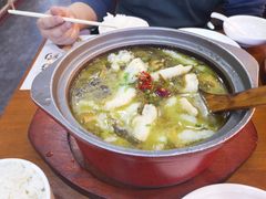 -周鱼小馆石锅酸菜鱼(活力汇店)