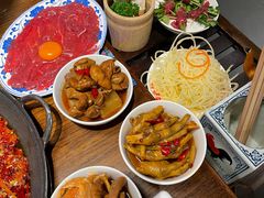 香菜牛肉-萍姐火锅·公路夜市(武汉首店)