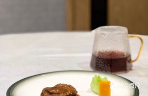 Oyster Sauce Braised Six-Head South African Dried Abalone with Oats