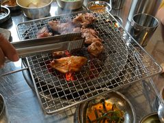 -釜山火炉·海鲜烤肉(紫藤路店)