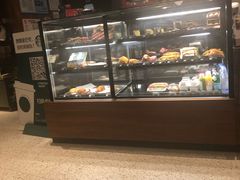 面包甜点陈列柜-星巴克(凯德晶萃店)
