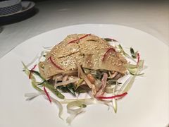 酸姜捞手撕文昌鸡-炳胜私厨(万象前海店)