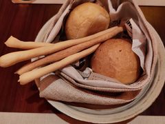 餐前面包-杭州西子湖四季酒店-WL BISTRO西湖餐厅(灵隐路店)