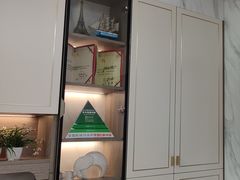 -索菲亚衣柜橱柜家具全屋定制(盈港路店)