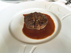 雪龙牛脊排配香滑土豆泥-AZUR聚(香格里拉饭店)