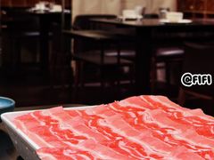 -鲜入唯煮·港式海鲜牛肉火锅(金宝街店)
