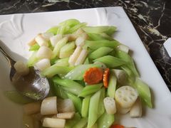 -金陵红鲤鱼餐厅(孝陵卫紫金山店)