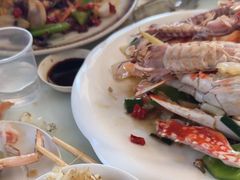 -三姐妹·海鲜大排档