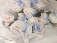 -何兮花店·气球派对鲜花店(马桥银春路万科城店)
