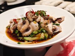 -鲜入唯煮·港式海鲜牛肉火锅(金宝街店)