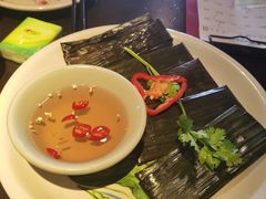 -大头虾越式风味餐厅(光明广场店)