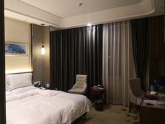 -全季酒店(重庆李子坝牛角沱地铁站店)