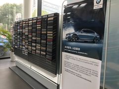 -上海宝信宝马4S店