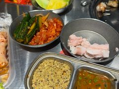 -炽城·烤肉名家(鸿达中央广场店)