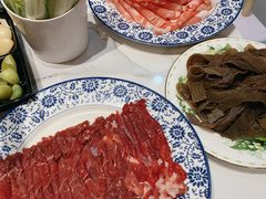 -一只羊·铜锅涮羊肉烧烤