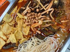 -在巷子里的烤肉店·螺蛳粉烤鱼·牛蛙(和美城店)