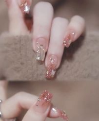 -桃色美甲沙龙