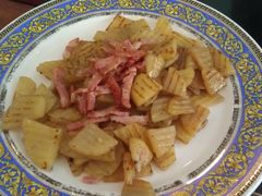 香煎土豆配培根-上林铁板烧(延安西路店)