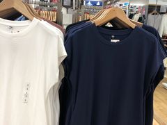 -优衣库(太原龙湖万达广场店)