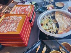 -牛武士寿喜烧·和牛火锅自助(全球首店)