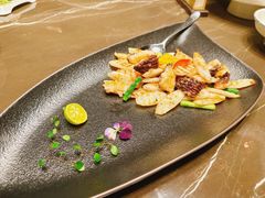 -海派悦庭·海胆烧麦·新融合菜(凯德广场店)