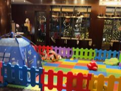 -岷山饭店-芝芝自助餐厅