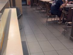 -麦当劳(常山服务区得来速店)