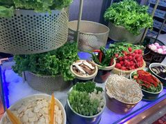 -佰烧海鲜烤肉火锅自助(世茂国际广场店)