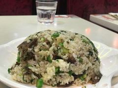 牛肉芥兰炒饭-潮泰牛肉火锅 · 创于1992年(车公庙店)