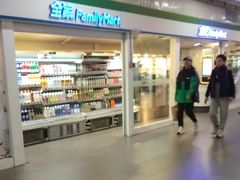 -全家便利店(上海火车站站二店)
