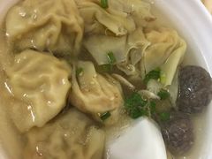 鲜肉馄饨-云云美食