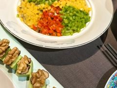 -鲜入唯煮·港式海鲜牛肉火锅(金宝街店)