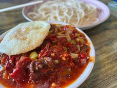 -歹歹的加个面过油肉拌面