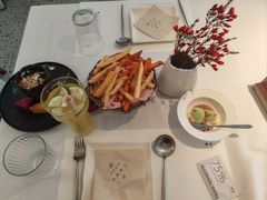 -春树下·树屋花房西餐厅(罍街AS1980店)