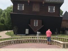 -金山农民画村-枫泾波兰倒置屋