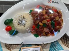 招牌蒜香牛肉饭-卜秀铁板烧(食通天美食广场店)