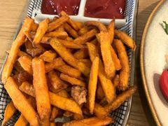 -HELLO 27 意面·沙拉·帕尼尼