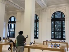 -Apple Store(Brisbane)