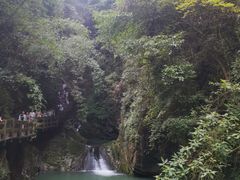 -龙水峡地缝景区