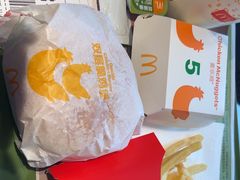 -麦当劳(乳山路店)