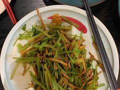 韭芽冬笋炒肉丝-柒园·三十年创意杭帮菜(龙湖滨江天街店)