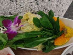 -三人行骨头王火锅(长寿店)