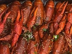 -巴厘龙虾·榜首油焖大虾(音乐学院·沿江酒馆店)