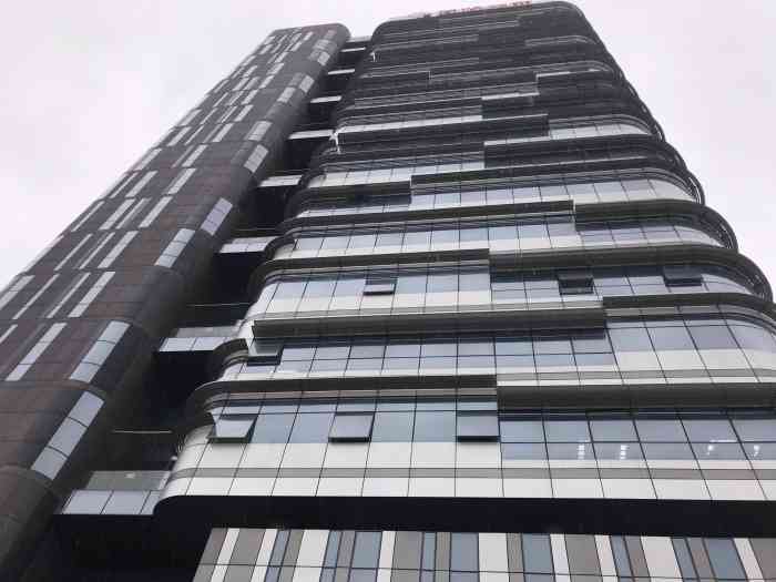 同程旅游大厦-"今天你们的一名男客服,私自注销了我的黑鲸.