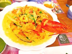 -樾餐厅泰式海鲜火锅(民歌湖店)