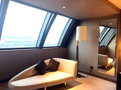 -上海滴水湖皇冠假日酒店