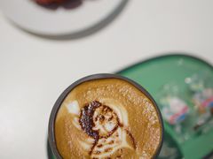 -潮一不贰·法式甜品·生日蛋糕·西式简餐(外滩店)