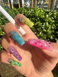 -丽心自助美甲美睫