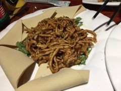 京酱肉丝-满堂春特色餐馆